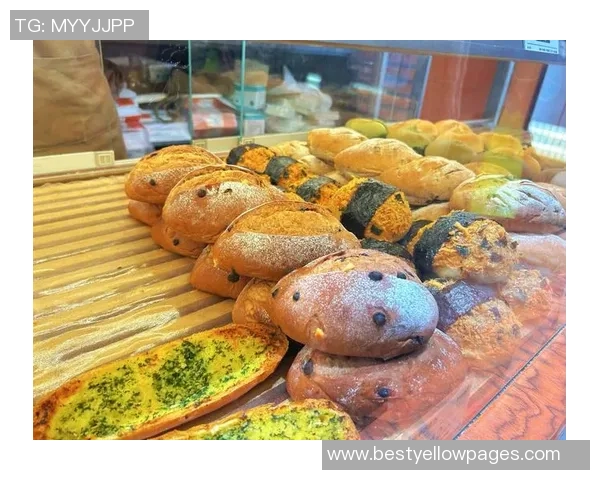 蛋糕与面包的美味碰撞：探索多样化的烘焙艺术与创新口感