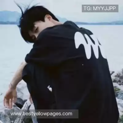 劳麟非
